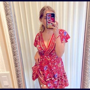 BANDANA PATTERN WRAP DRESS🤍